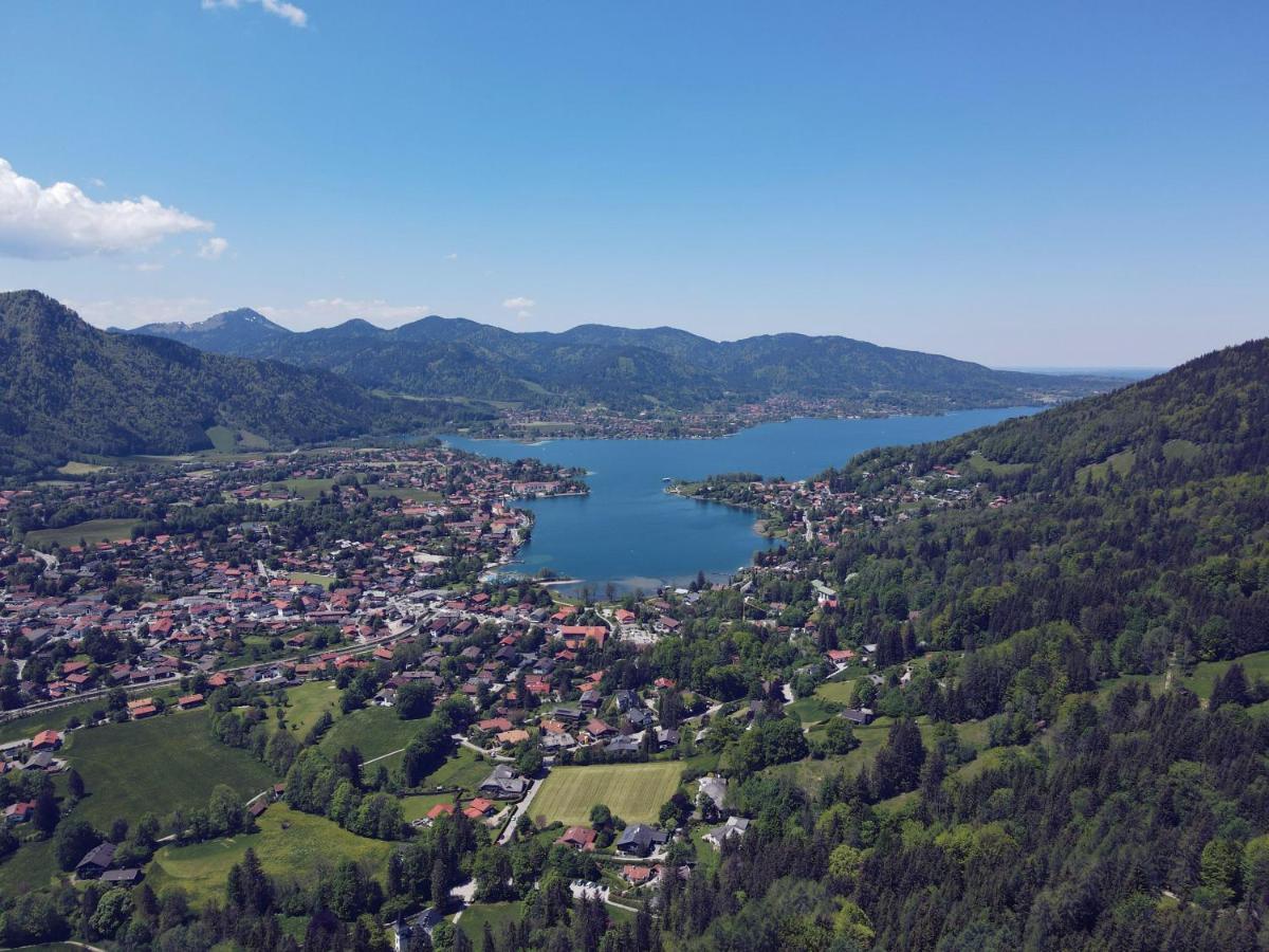 Casa Tegernsee - Zentral, Modern, Nespresso, 3 Min Zum See グミュント・アム・テーガンゼー エクステリア 写真